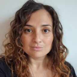Karine GUARINO