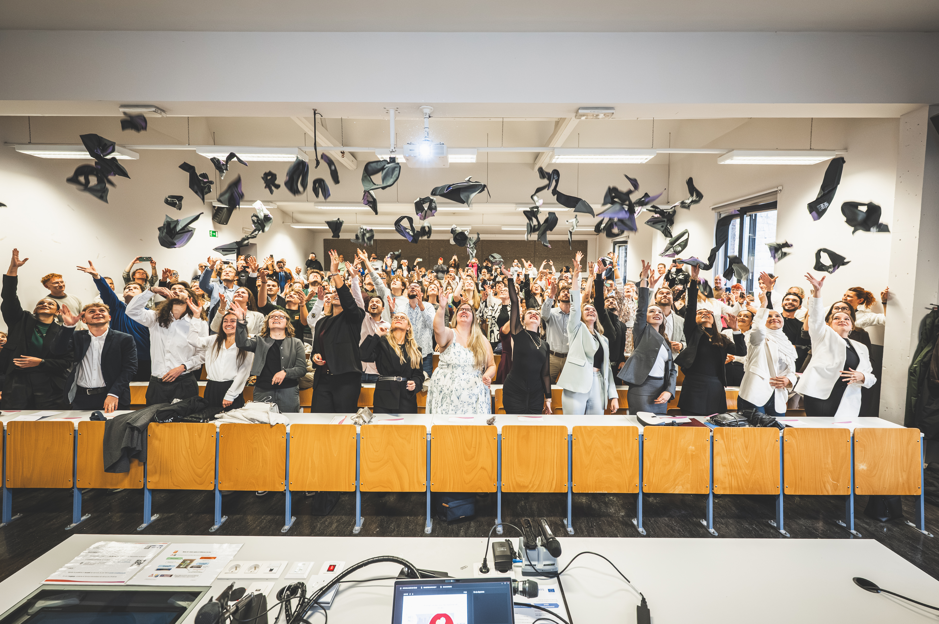 Hel Mo Ste Croix remise diplômes 16 10 25 Arthur Ranzy com 17