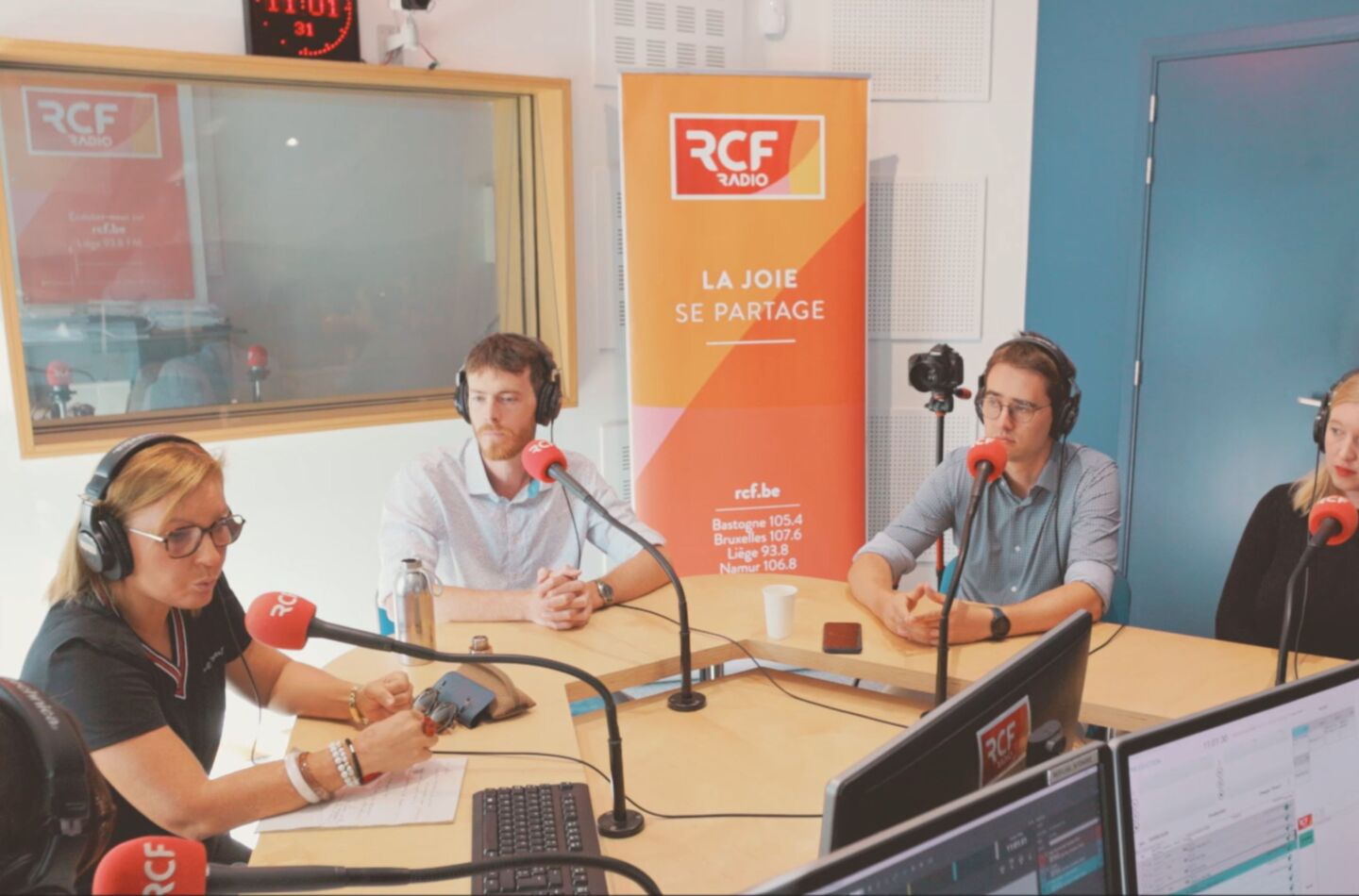 Cover Radio RCF Eau 0926